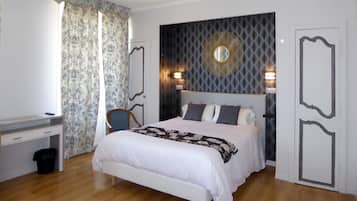 Double Room | Desk, iron/ironing board, free cribs/infant beds, free rollaway beds