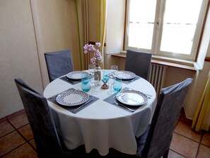 Restaurant - L'Arche de Noé (Noe)