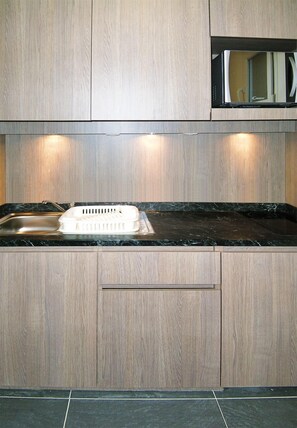 Family Suite | Private kitchenette