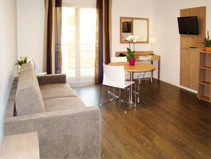 Family Suite | Living area