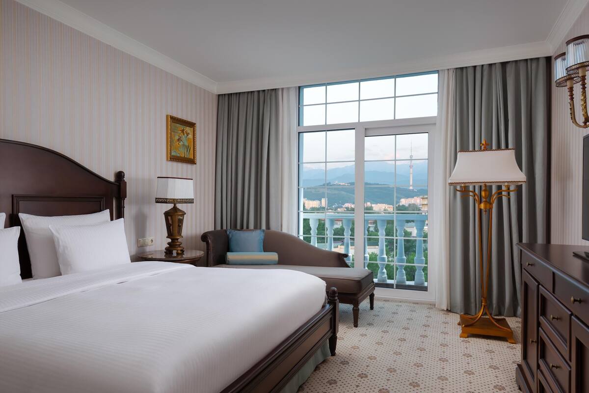 Executive Suite, 1 King Bed