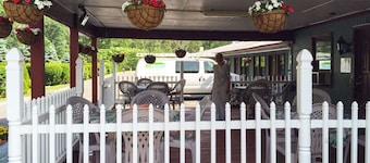 Pleasant Valley Motel West Stockbridge