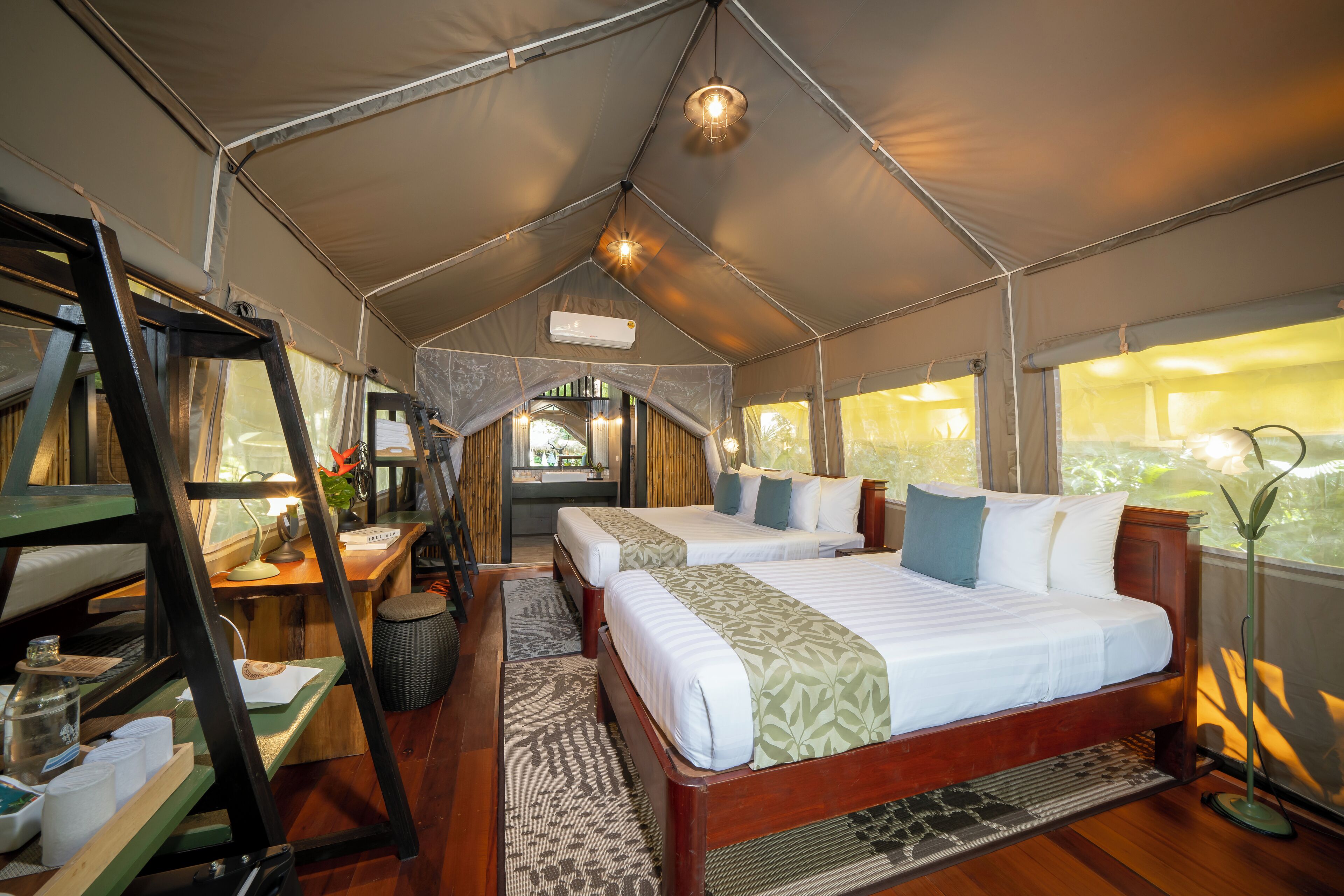 Superior Tent Triple (Dinner + Breakfast)