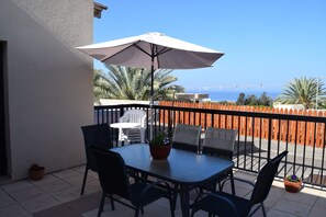 Apartament superior, 1 dormitori (Upper Floor) | Llençols de cotó egipci, caixa forta a l'habitació i cortines opaques