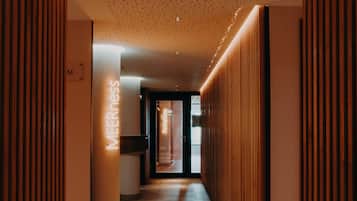 Sauna, body treatments, aromatherapy, hot stone massages, beach massages
