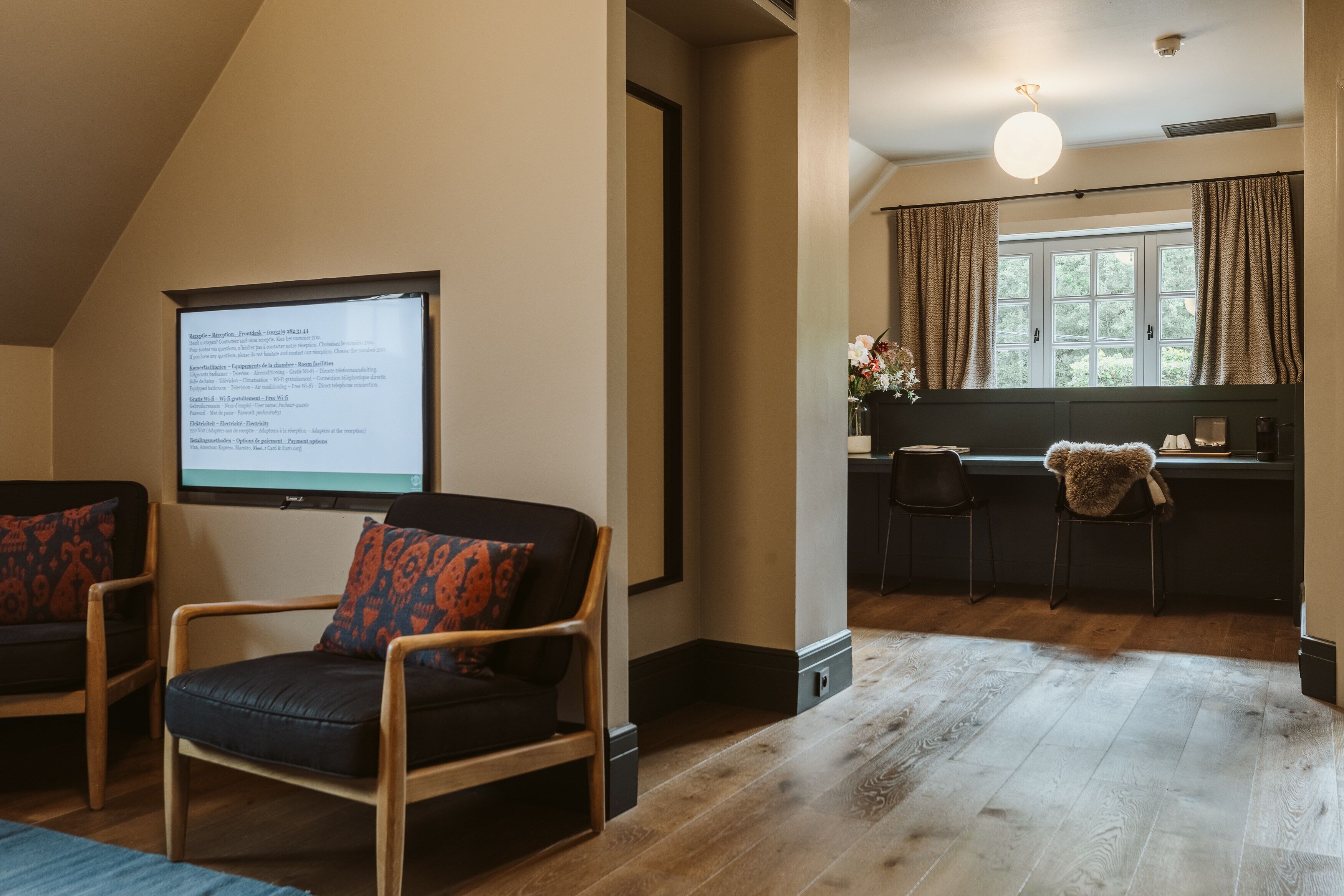 family suite | 2 bedrooms, down duvets, in-room safe, desk