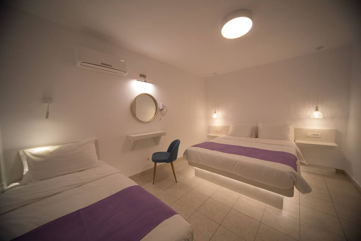 Family Apartment, 1 Bedroom | In-room safe, WiFi (free), bed sheets