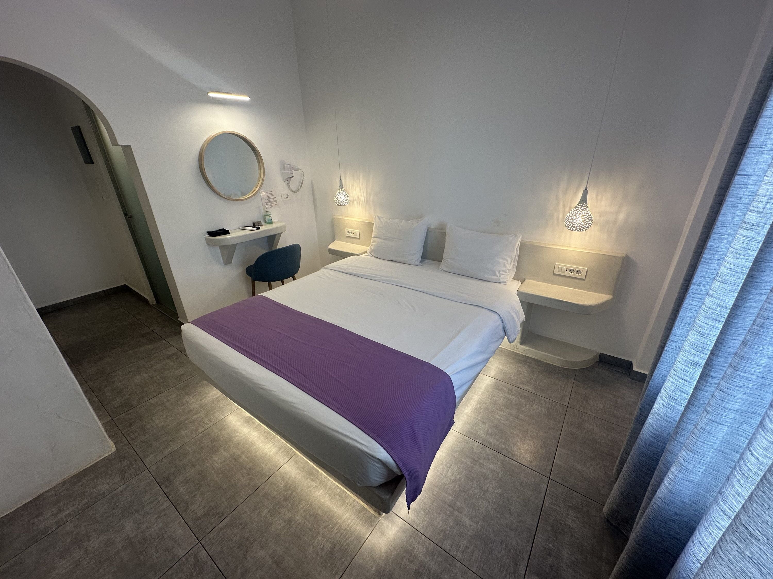 In-room safe, free WiFi, bed sheets