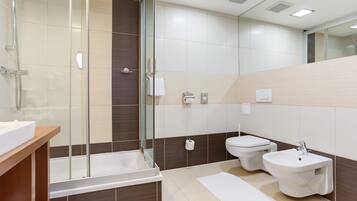 Free toiletries, bidet, towels