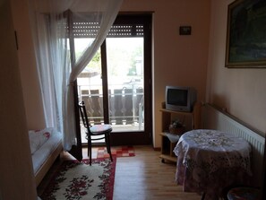 Single Room | Free WiFi, bed sheets - Pension Mainzer Rad (Schwetzingen)