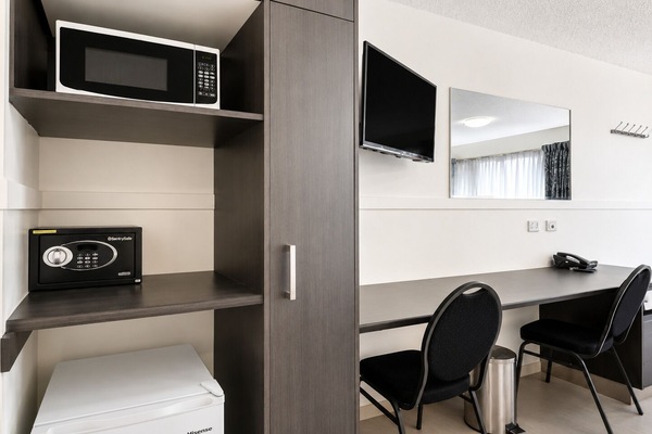 Double Room | 1 bedroom, Egyptian cotton sheets, premium bedding, pillowtop beds