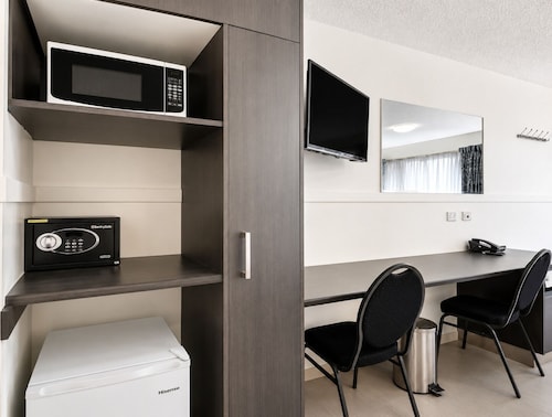 Gallery Motel