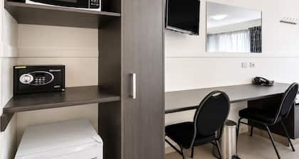 Gallery Motel