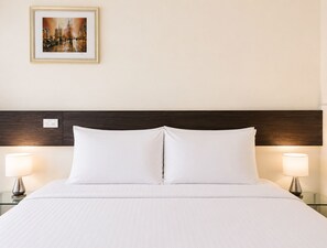 Habitación, 1 cama de matrimonio grande | 1 dormitorio, sábanas de algodón egipcio, ropa de cama de alta calidad