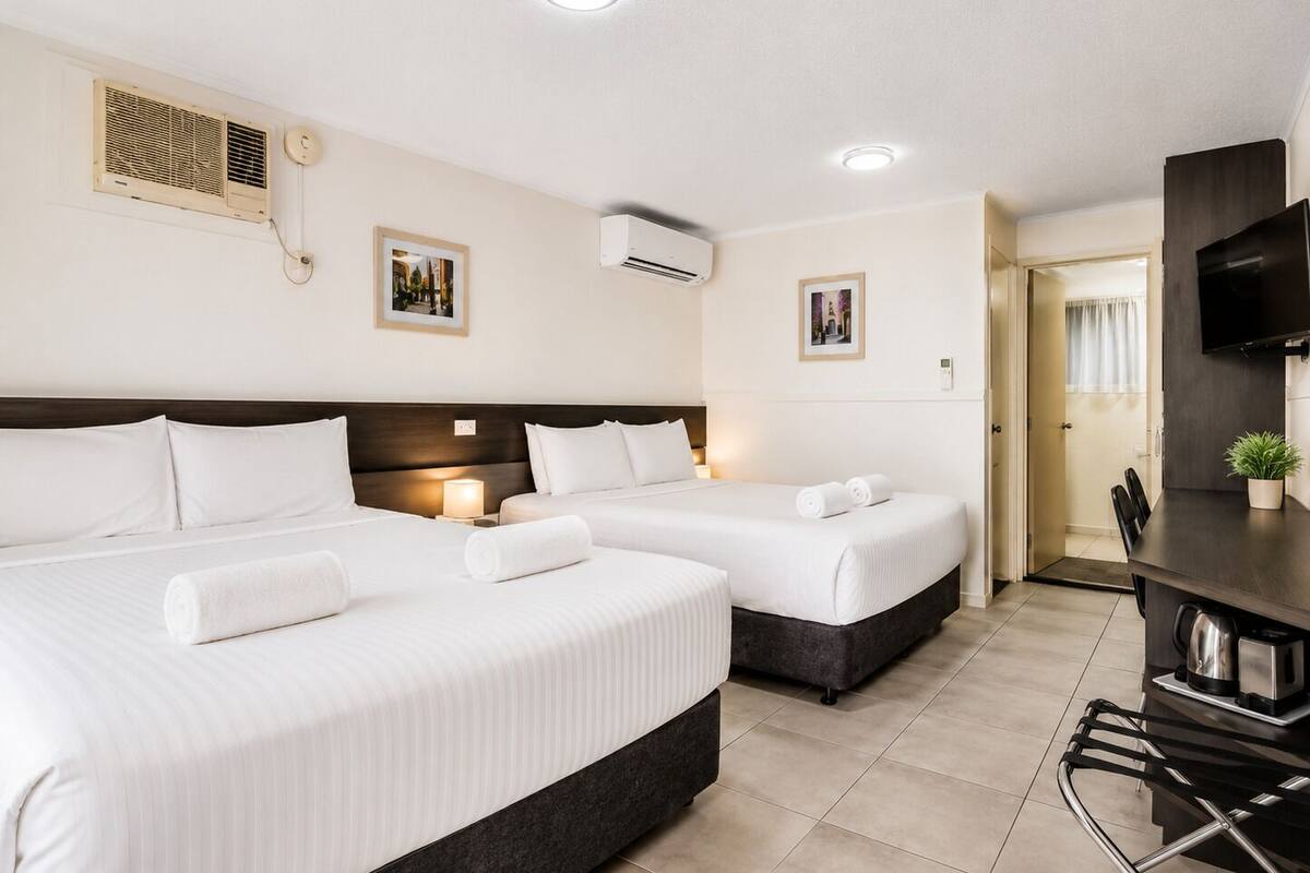 Double Room | 1 bedroom, Egyptian cotton sheets, premium bedding, pillowtop beds