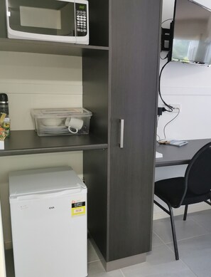 Habitació, 1 llit de matrimoni gran | 1 dormitori, llençols de cotó egipci i roba de llit d'alta qualitat 