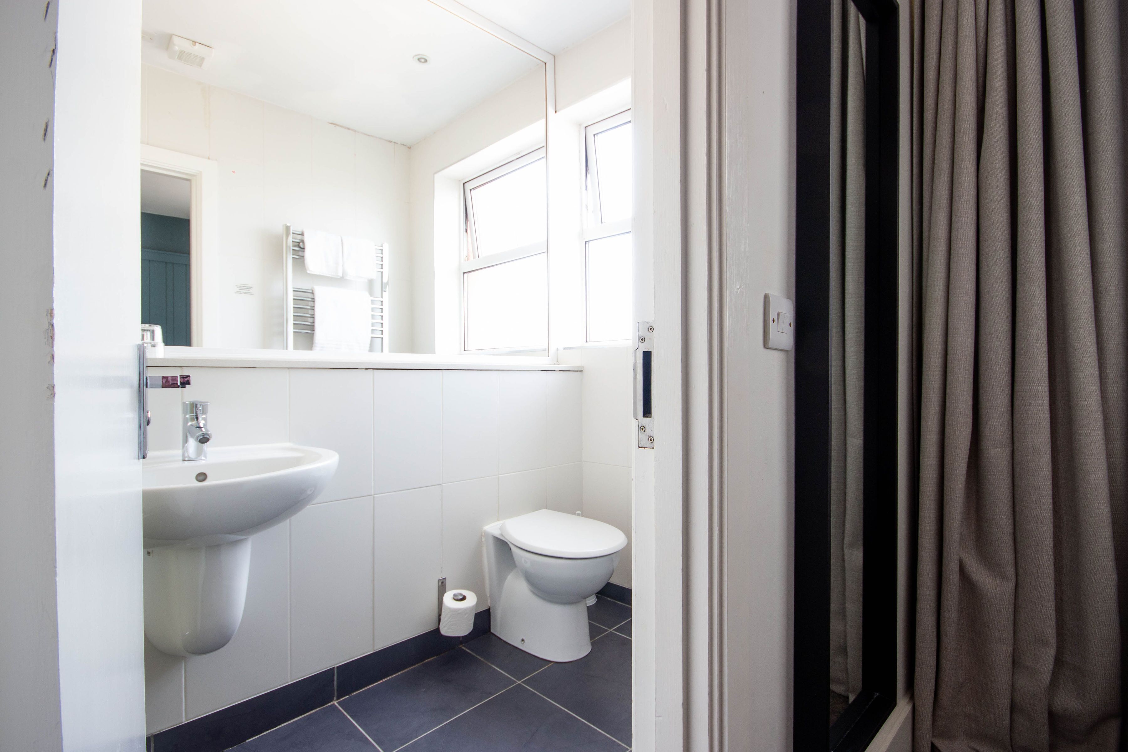 twin room | bathroom | shower, hair dryer, towels