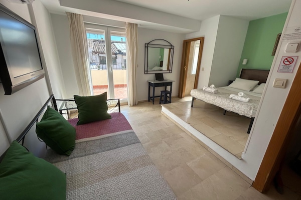 Dobbeltrom – comfort | Skrivebord, wi-fi (inkludert) og sengetøy