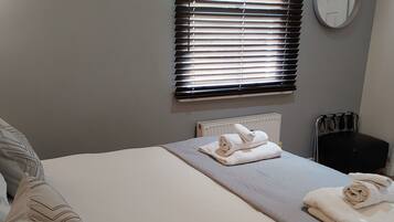 Premium Apartment, 2 Bedrooms | Premium bedding, memory-foam beds, in-room safe, individually decorated