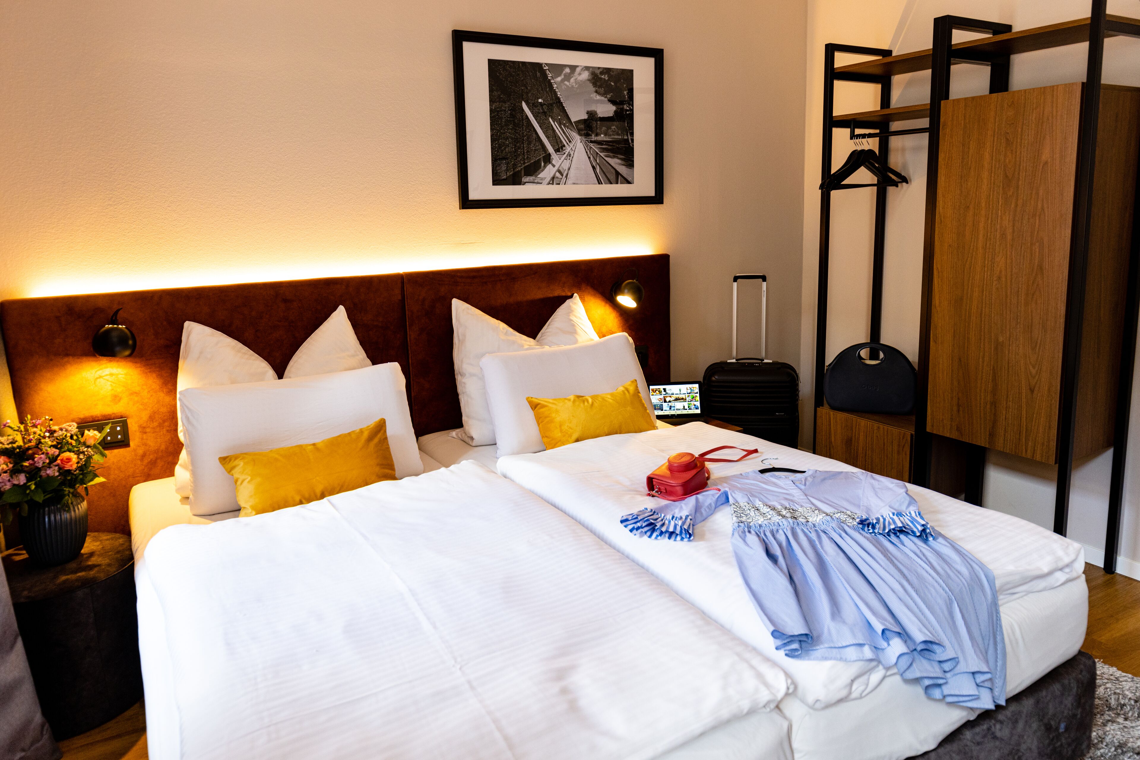 Hypo-allergenic bedding, in-room safe, free WiFi