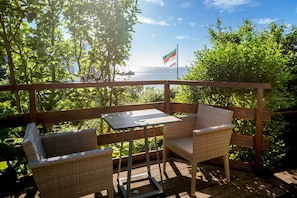 Land view from property - Insulaner Dependance (Helgoland)