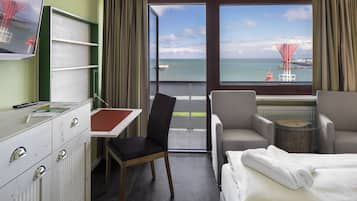 Double room lake side with balcony