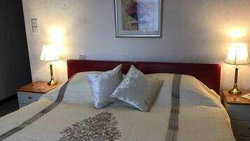 Desk, free WiFi, bed sheets