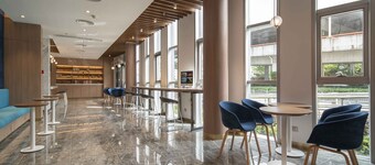 上海金桥中心智选假日酒店 - IHG 旗下酒店