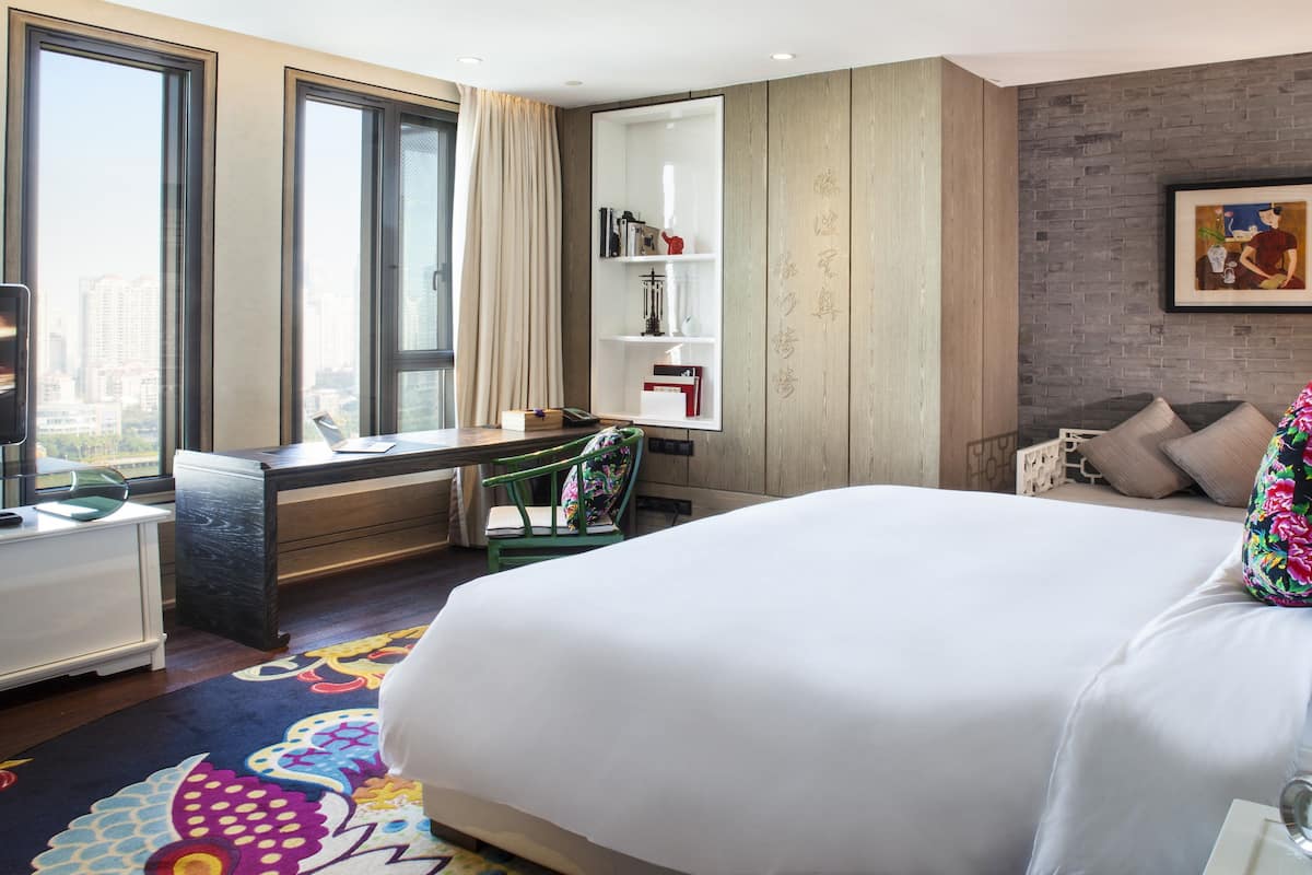 Couette en duvet d'oie, minibar, coffres-forts dans les chambres, bureau