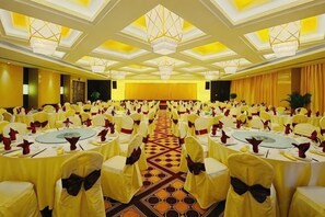 Unclassified image, 2 of 111, button - Fubang International Hotel (Hangzhou)