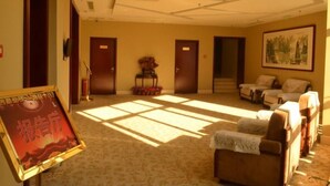 Living area - Beijing Post Hotel (Beijing)