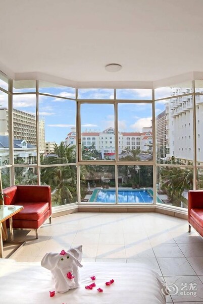 Sanya Haiyuebay Holiday Hotel