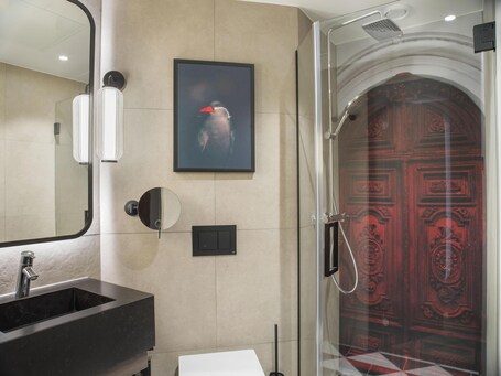 Radisson RED Oslo City Centre, A Verified Net Zero Hotel - view 3