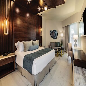 Premium bedding, down comforters, free minibar, in-room safe - Secrets Royal Beach Punta Cana - Adults Only - All Inclusive (Punta Cana)