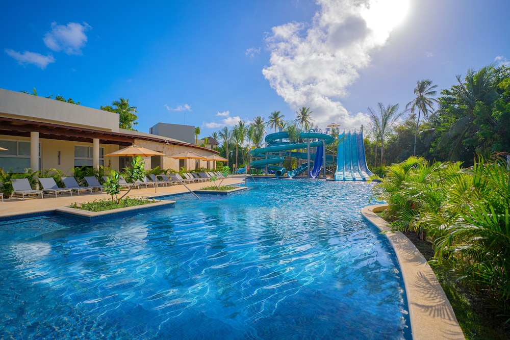 Photo of Secrets Royal Beach Punta Cana