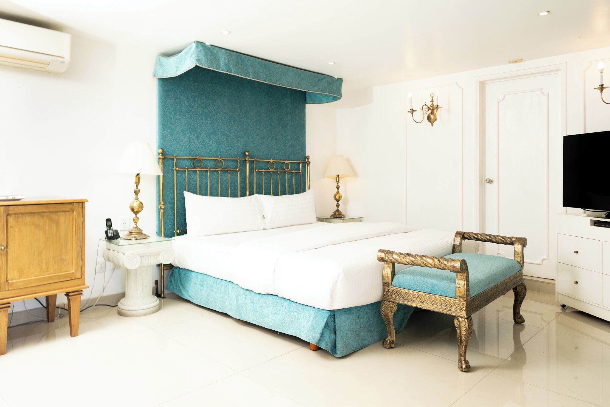 Ropa de cama de alta calidad, cubrecamas y colchones Tempur-Pedic 