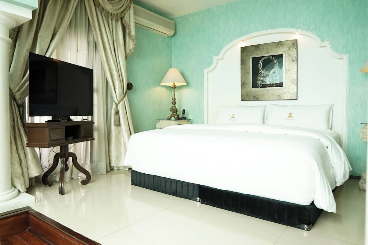 Svit Deluxe - 1 kingsize-säng | 3 sovrum, egyptiska bomullslakan och sängtillbehör av högsta kvalitet