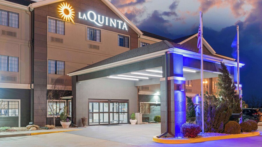 La Quinta Inn & Suites by Wyndham Ada