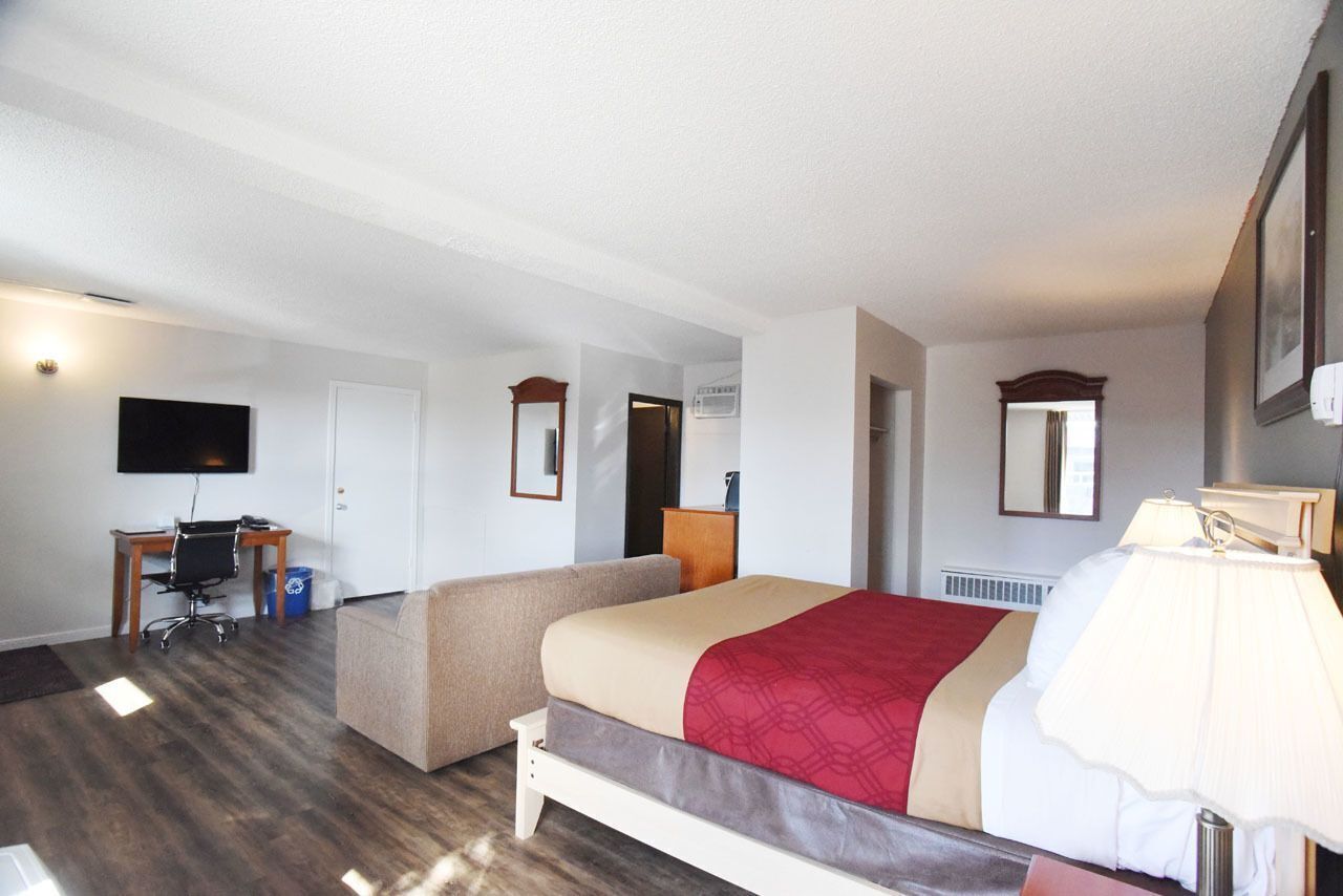 Desk, cribs/infant beds, rollaway beds, WiFi