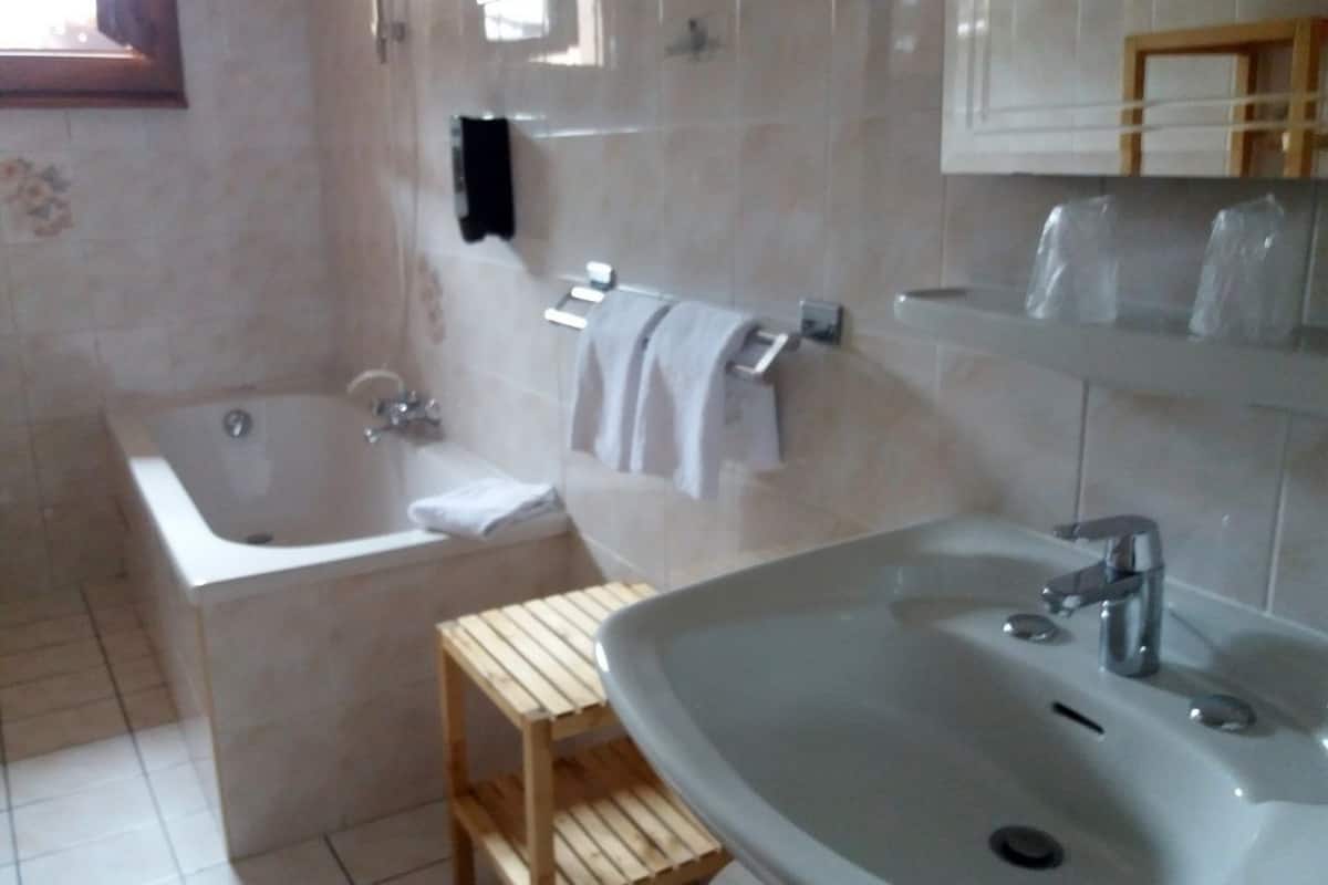 double or twin room | bathroom amenities | free toiletries, hair dryer, slippers, towels