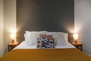 Double Superieur Deluxe PMR | Schreibtisch, schallisolierte Zimmer, kostenloses WLAN, Bettwäsche