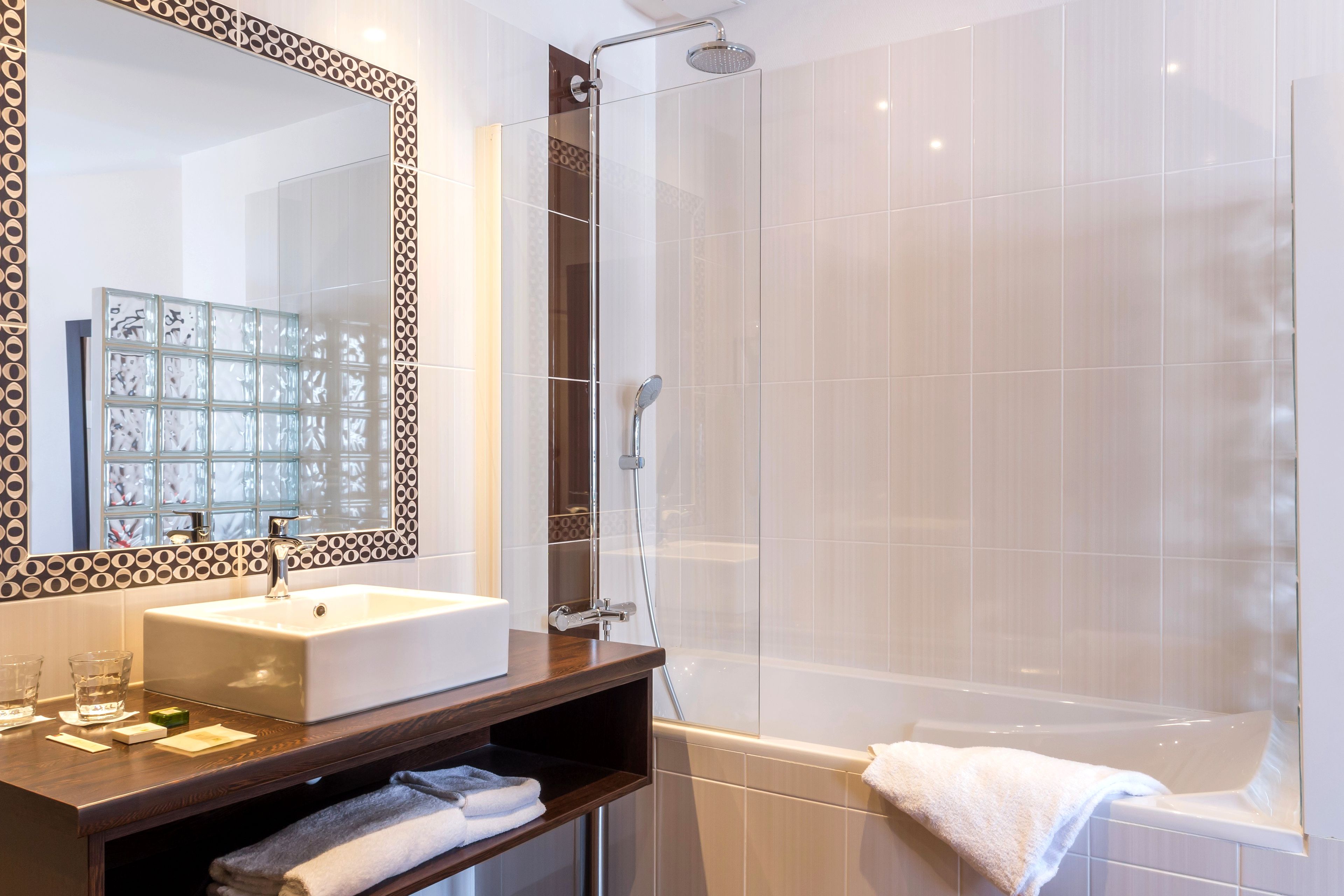 superior double room | bathroom | free toiletries, hair dryer, towels