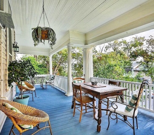 O'Casey's Boutique Inn