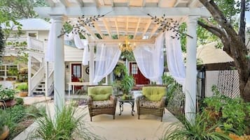 Suite Deluxe, 2 camere da letto | Terrazza/patio