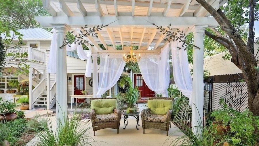 O'Casey's Boutique Inn