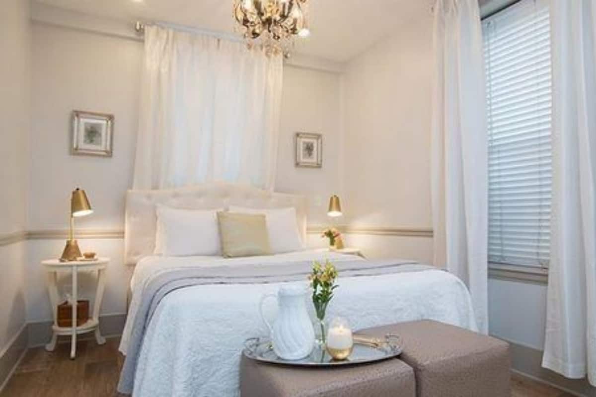 Room (11 Coquina Suite)
