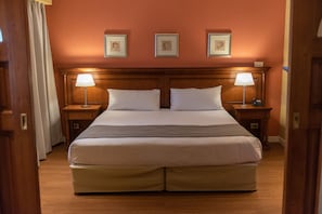 Junior Suite | Minibar, in-room safe, blackout drapes, free WiFi