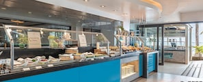 6 Restaurants, Frühstück, Mittagessen, Abendessen, internationale Küche