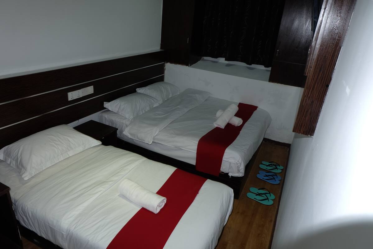 Family Quadruple Room | In-room safe, WiFi (free)
