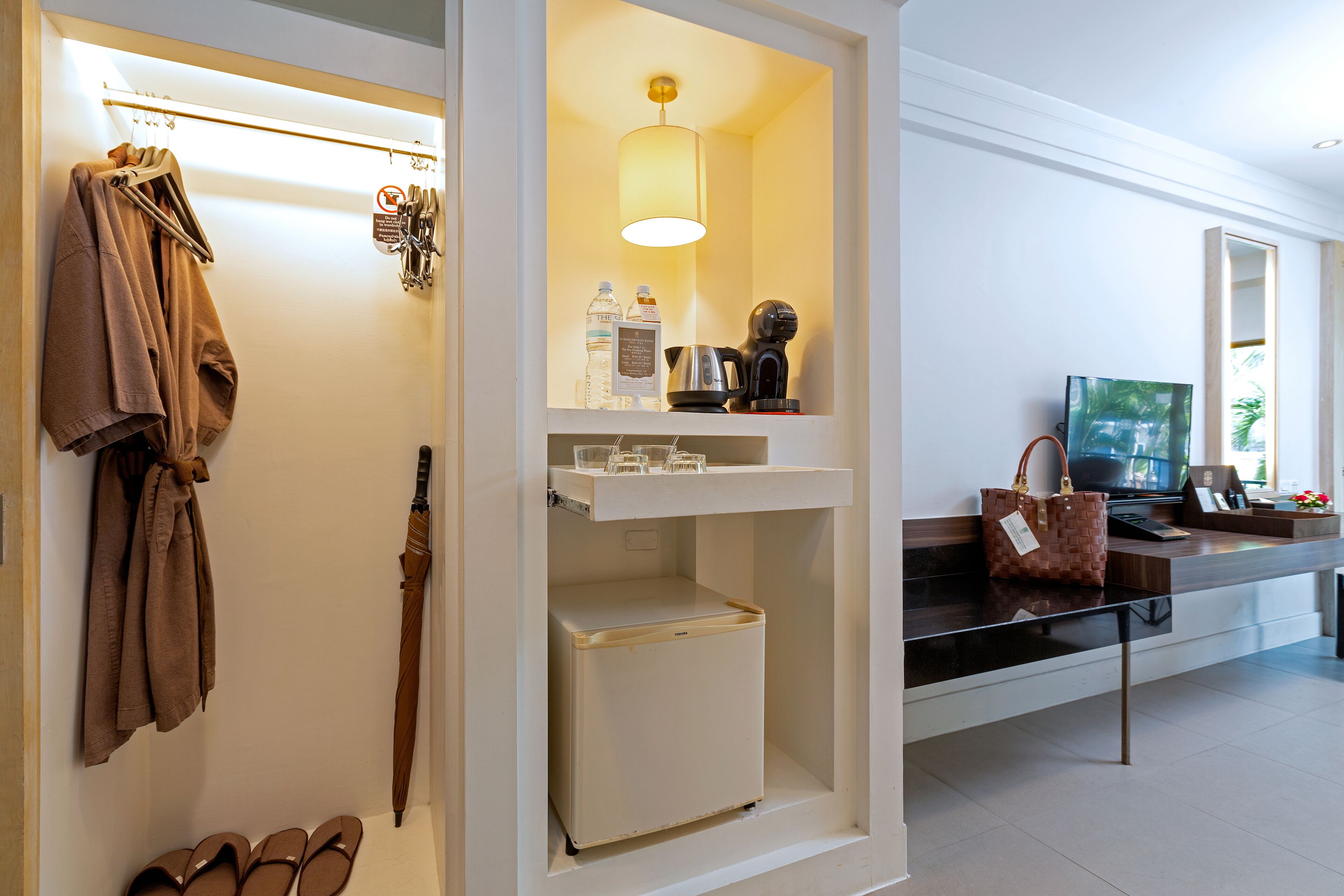 1 bedroom, minibar, in-room safe, desk